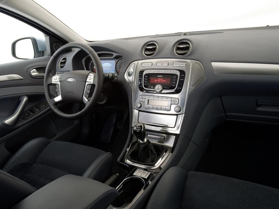  Ford Mondeo Sedan 2007 года  (фото 16 из 18)